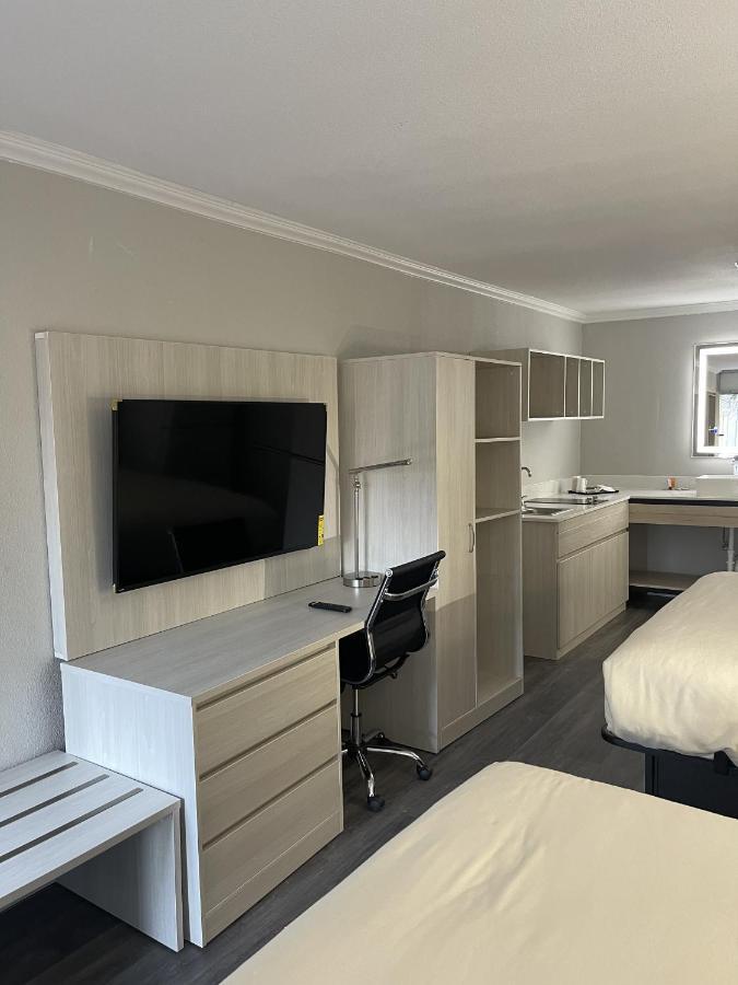 Hotel Mainstay